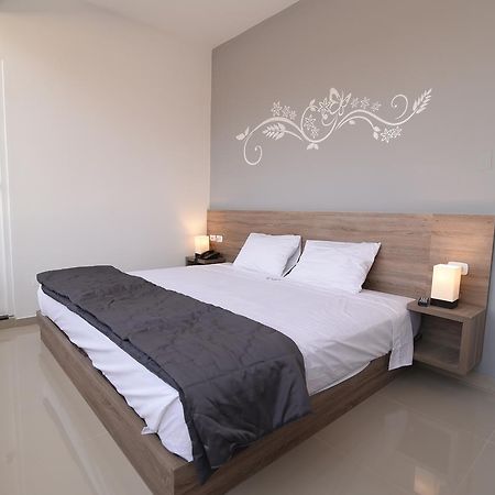 Escala Urban Hotel تشيكلايو المظهر الخارجي الصورة