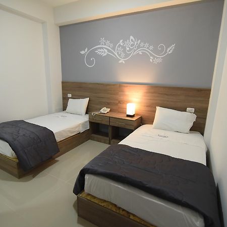 Escala Urban Hotel تشيكلايو المظهر الخارجي الصورة