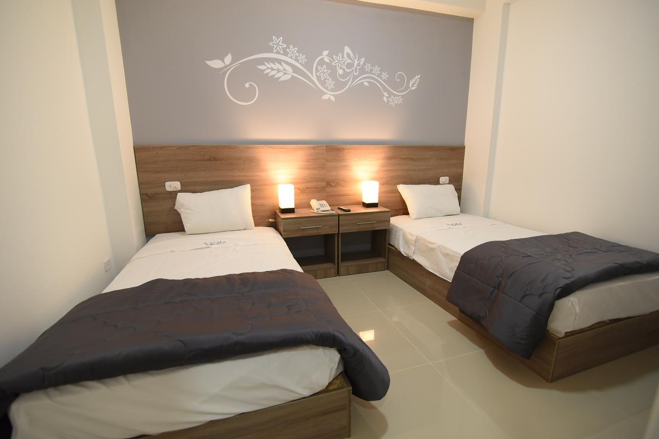 Escala Urban Hotel تشيكلايو المظهر الخارجي الصورة